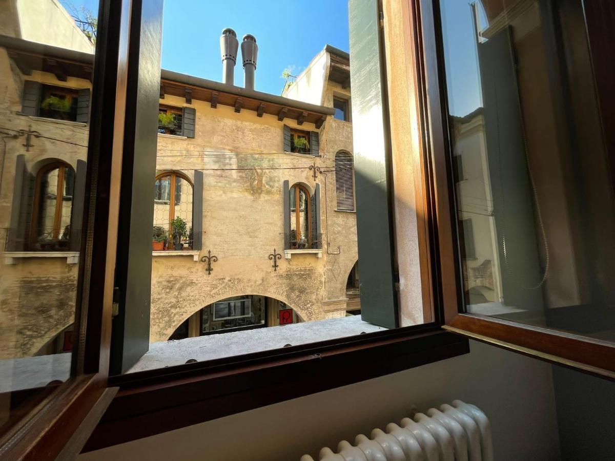 Santa Caterina: Charming Apartment Treviso Exterior photo